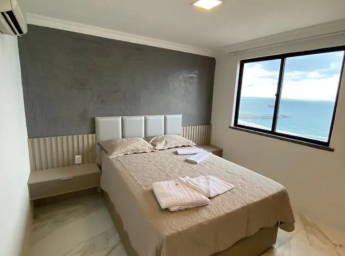 APARTAMENTO PRAIA DE IRACEMA VISTA PARA o MAR 18 ANDAR